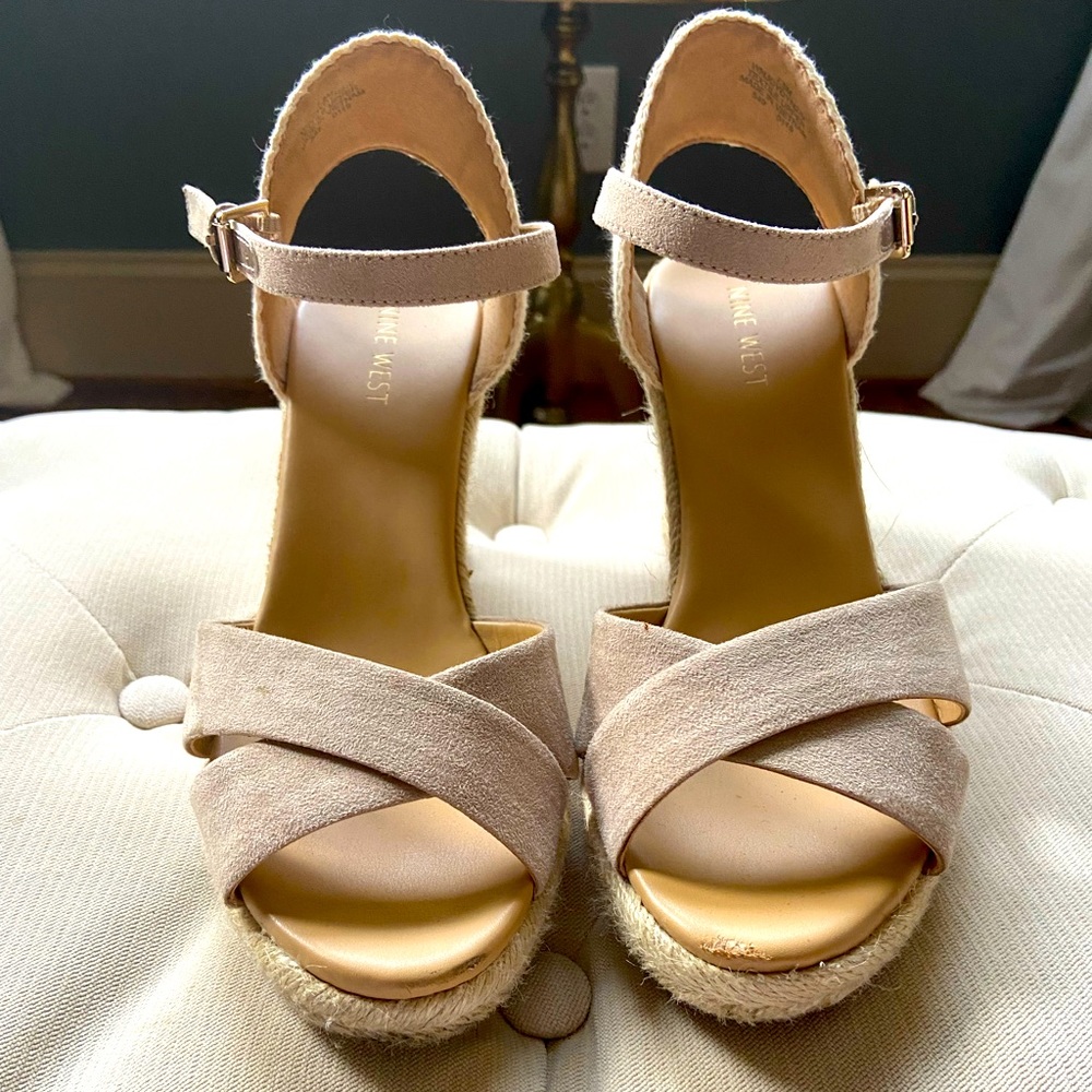 Nine West wedges. Cream color. Size 7 1/2. Like new.